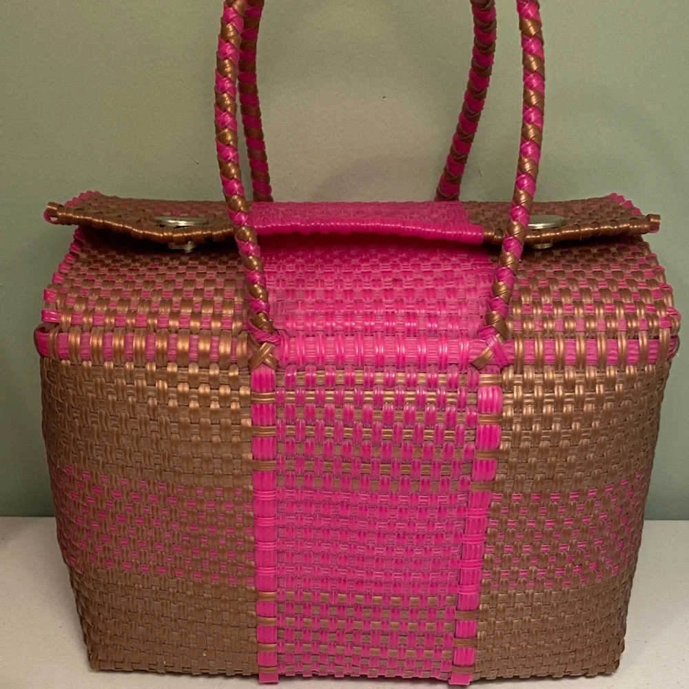 Stylish Pink and Brown Handwoven Handbag - Picture 2 of 12